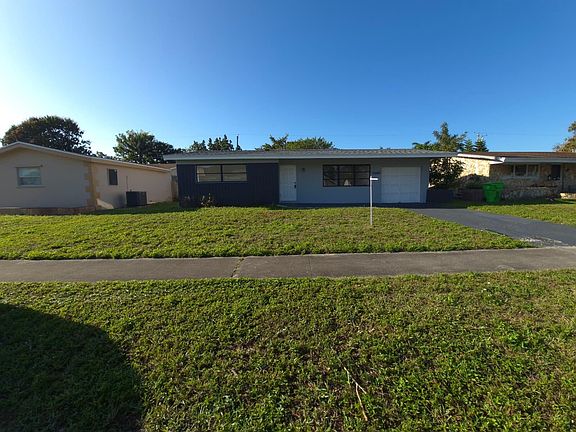 3rd image of 9040 NW 26th Place