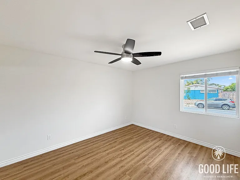 Charming 3B/2BA Home with Attached Garage, Large Yard and Modern Comforts in Quiet Baseball Field... — Photo 11