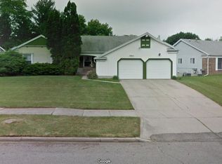 2822 Tammany Ave, Lansing, MI 48910