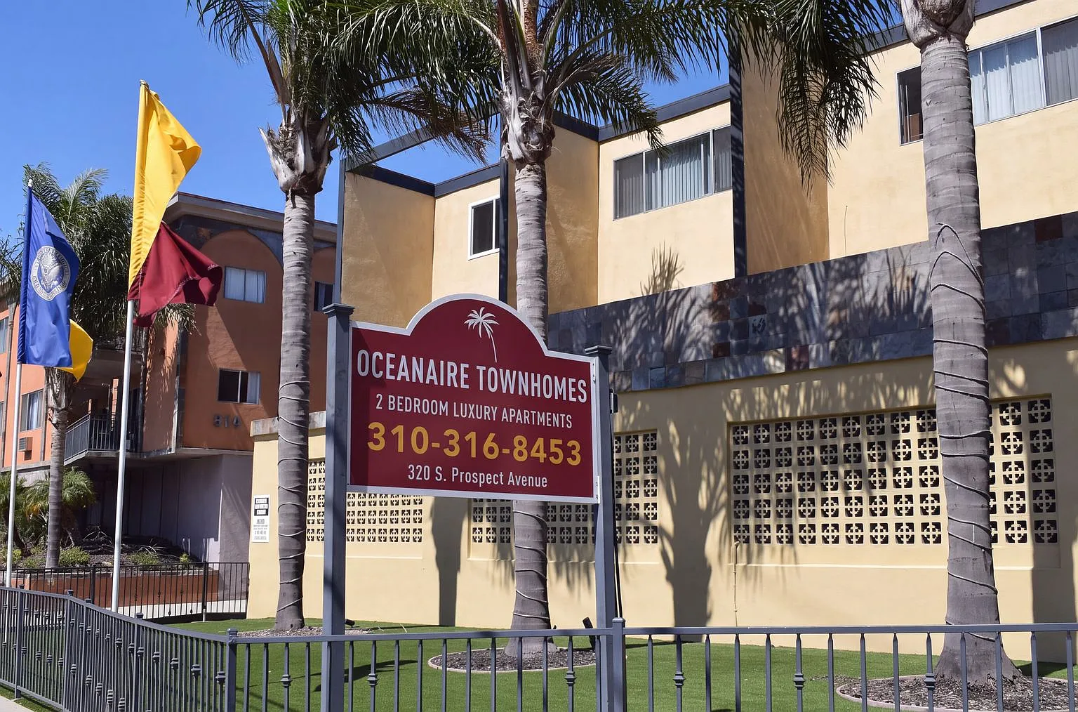 Oceanaire Townhomes — Photo 4