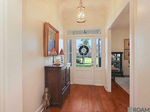 3rd image of 15457 Therese Ct