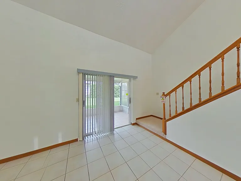 1423 Disston Ave — Photo 3