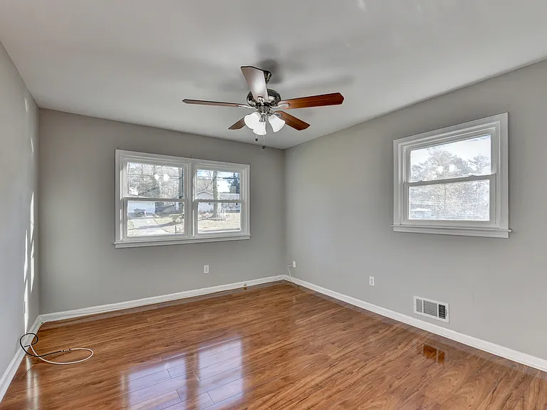 1249 Renee Dr SW #1 — Photo 9