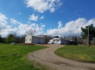 26085 Rowe Rd, Racine, OH 45771