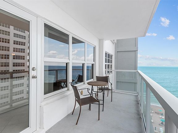 3rd image of 3750 Galt Ocean Drive #903
