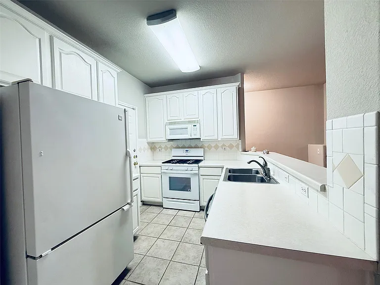 2100 Pipers Field Dr #55 — Photo 15