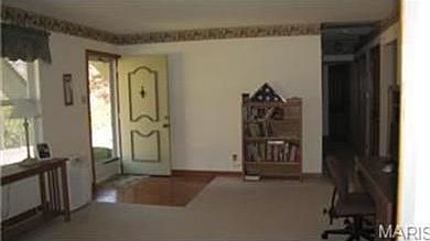 5th image of 6427 Bluff Farm Dr