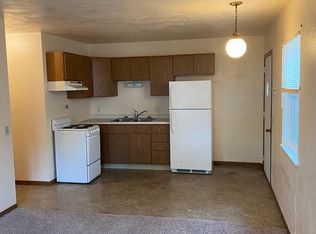 1418 Gardenette Dr #1, Jamestown, ND 58401