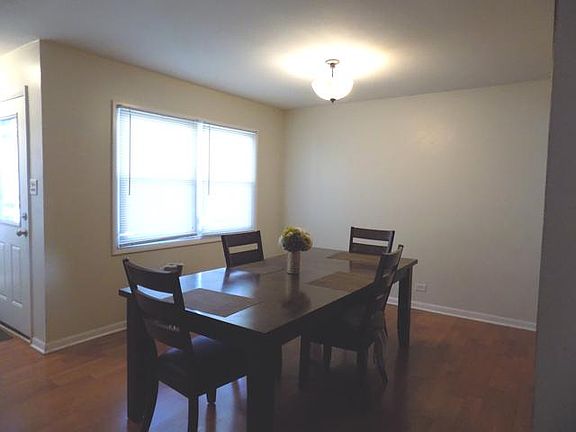 4th image of 17217 Hawthorne Dr