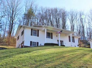 1618 Hillview Dr, Elizabethton, TN 37643