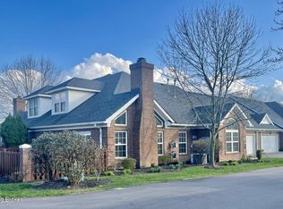 9809 Spring Gate Dr, Louisville, KY 40241