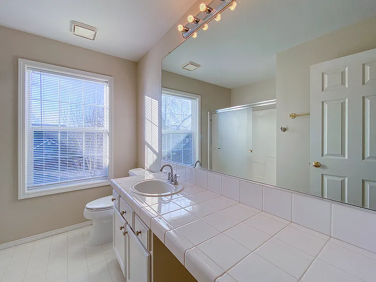 4682 Winthrop Ct — Photo 14