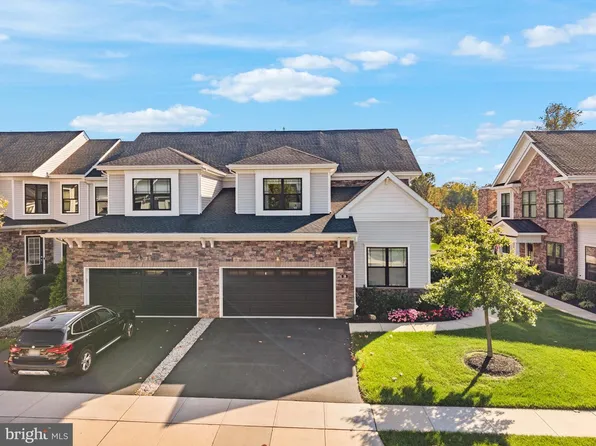 26 Dogleg Ln, Lawrence, NJ 08648