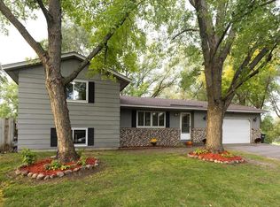 114 Kampa Cir, Monticello, MN 55362