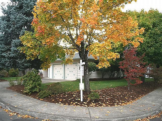 1st image of 735 SE 31st Ct