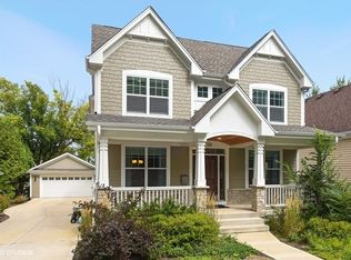 111 Fuller Rd, Hinsdale, IL 60521