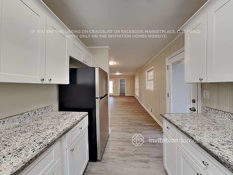8837 Elma St — Photo 8