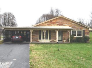 576 E Lexington St, Harrodsburg, KY 40330