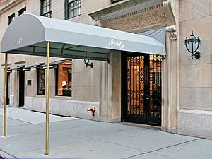 1st image of 40 E 66th St Ph E
