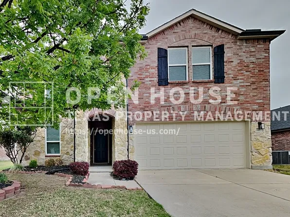 1112 Foxglove Ln, Burleson, TX 76028