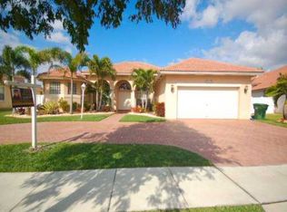 14035 NW 15th Dr, Pembroke Pines, FL 33028