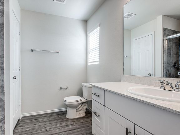 5th image of 4709 Greenham Ln