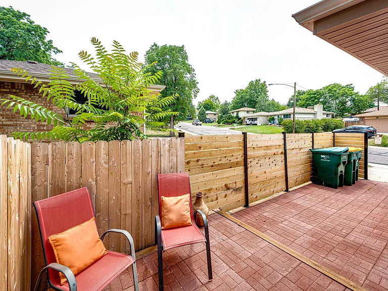 784 Urban St #B — Photo 13