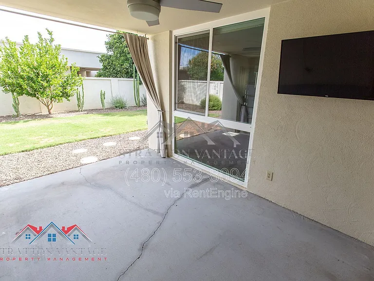 8623 E Devonshire Ave — Photo 37