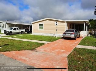 10557 S 228th Ln, Boca Raton, FL 33428