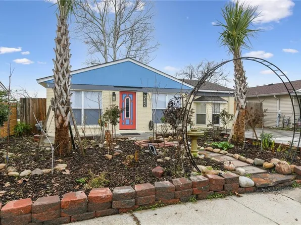 2528 Dolores Dr, Marrero, LA 70072