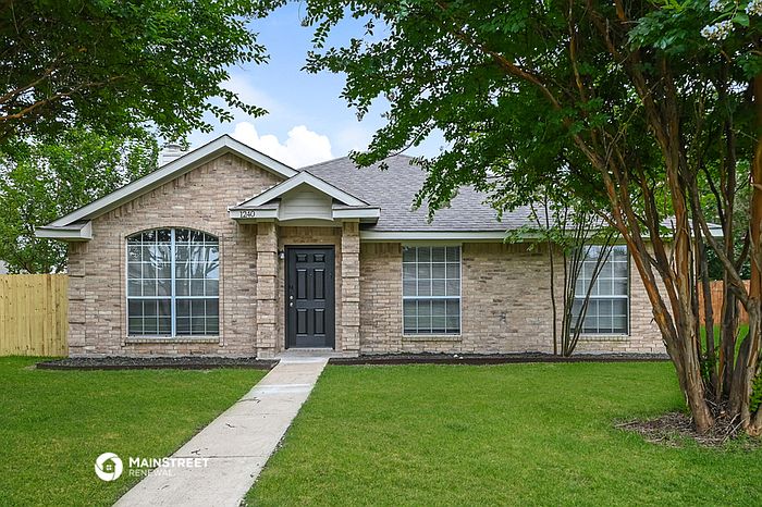 1st image of 1240 Cypress Ln