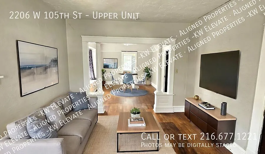 Cleveland Classic 2 Bedroom Duplex with Porches! — Photo 4