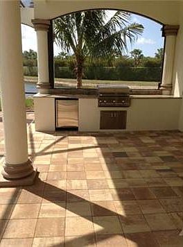 1st image of 10560 Via Milano Dr
