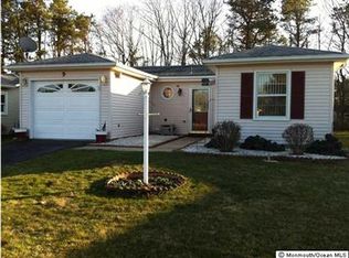 9 Arms Ct, Brick, NJ 08723