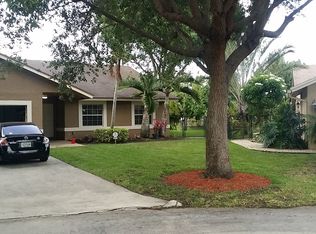 6660 NW 41st Ter, Coconut Creek, FL 33073