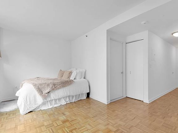 3rd image of 199 Bowery APT 3C