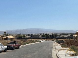 9200 Red Hawk Ct, Bakersfield, CA 93306