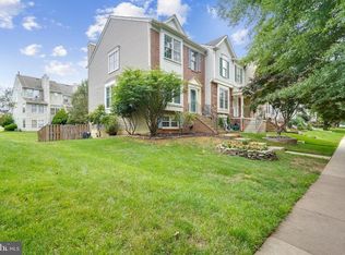 7957 Rebel Walk Dr, Manassas, VA 20109