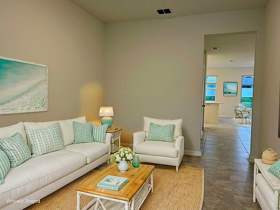 2nd image of 2919 Savoir Ave #2919