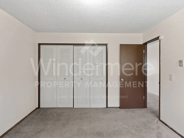 1611 W. 6th Ave — Photo 53
