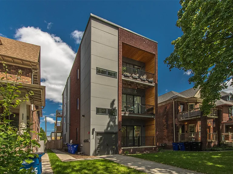 4530 Commonwealth St #1 — Photo 5