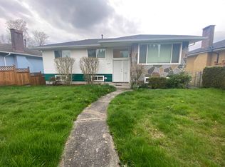 7635 10th Ave, Burnaby, BC V3N2S1
