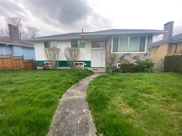 7635 10th Ave, Burnaby, BC V3N 2S1