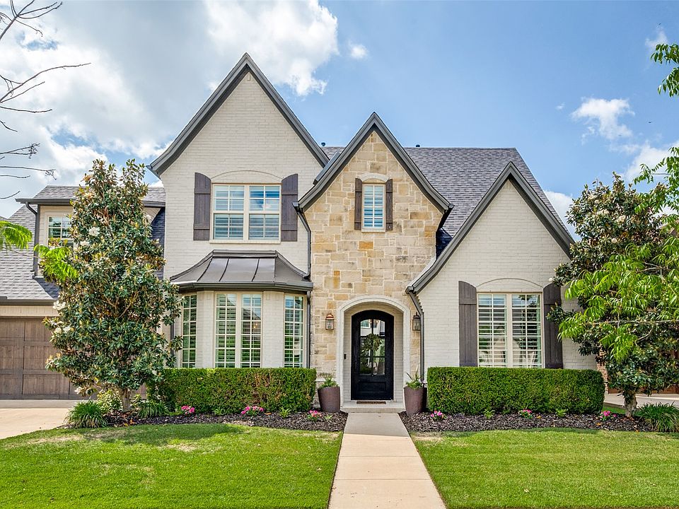 1st image of 404 Nora Ln