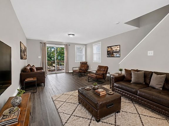 5th image of 120 Portland St #3