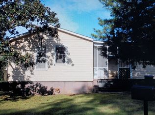 601 Avenue H, West Point, GA 31833