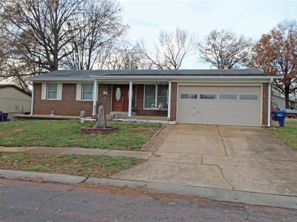 1778 Valero Ln, Fenton, MO 63026