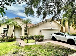 4109 W Whitewater Ave, Fort Lauderdale, FL 33332
