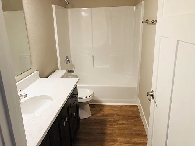 1030-1032 Arthur Way NW — Photo 9