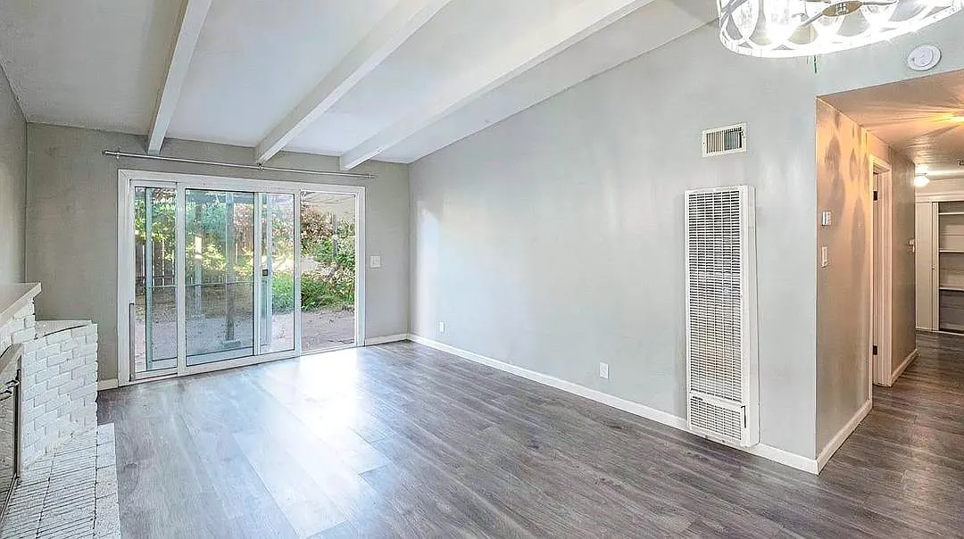 3 bed, 1115 sqft, $1,850 — Photo 4